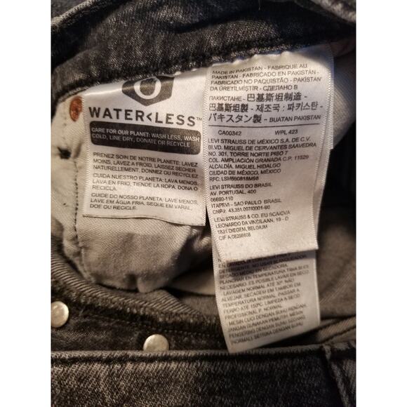 Levis 501 Jeans Mens 38x30 Black Original Fit Button Fly Dark Wash Denim Cotton - Picture 4 of 12